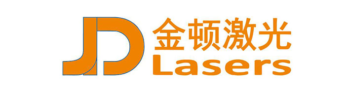 ���D����